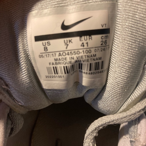 Nike Air Vapermax Plus US 8 - Picture 11 of 11